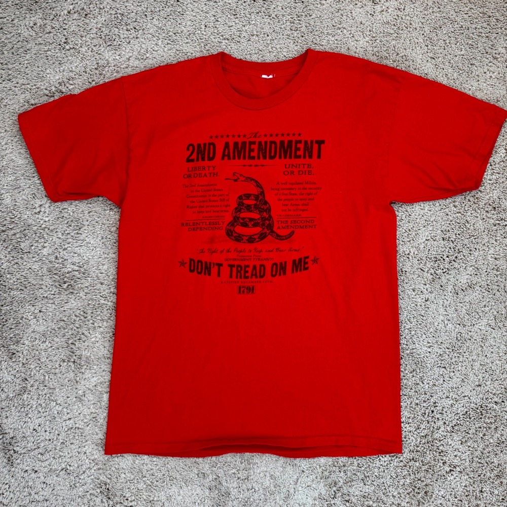 2nd Amendment T Shirt Don't Tread On Me Rattlesnake Patriotic Mens M/L Red‎ Tee